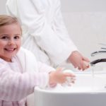W ile z tych 6 mitów na temat mycia rąk wierzysz?